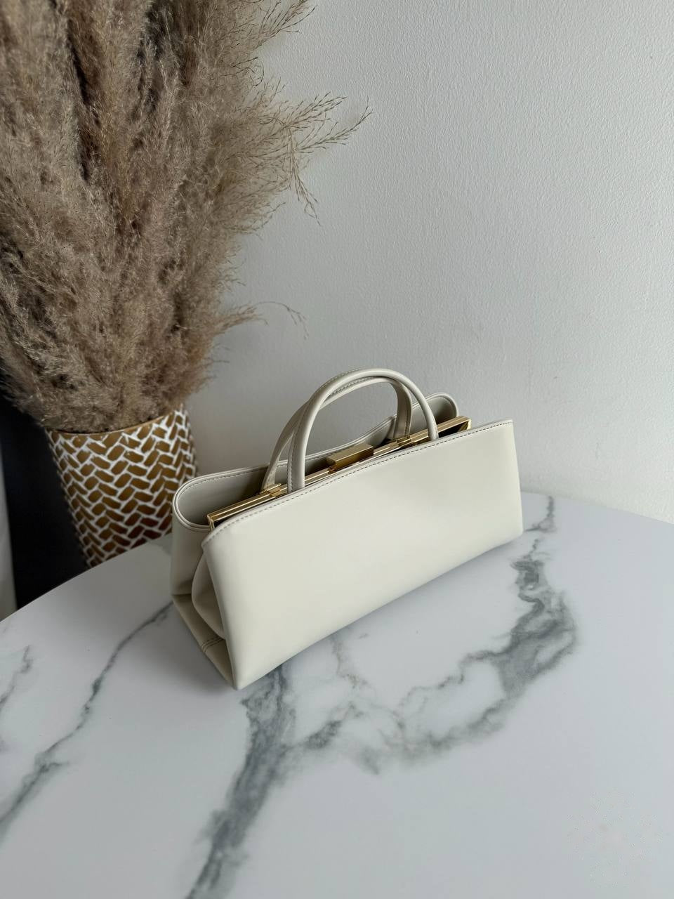 OREVA Metal Frame Handheld Long Bag