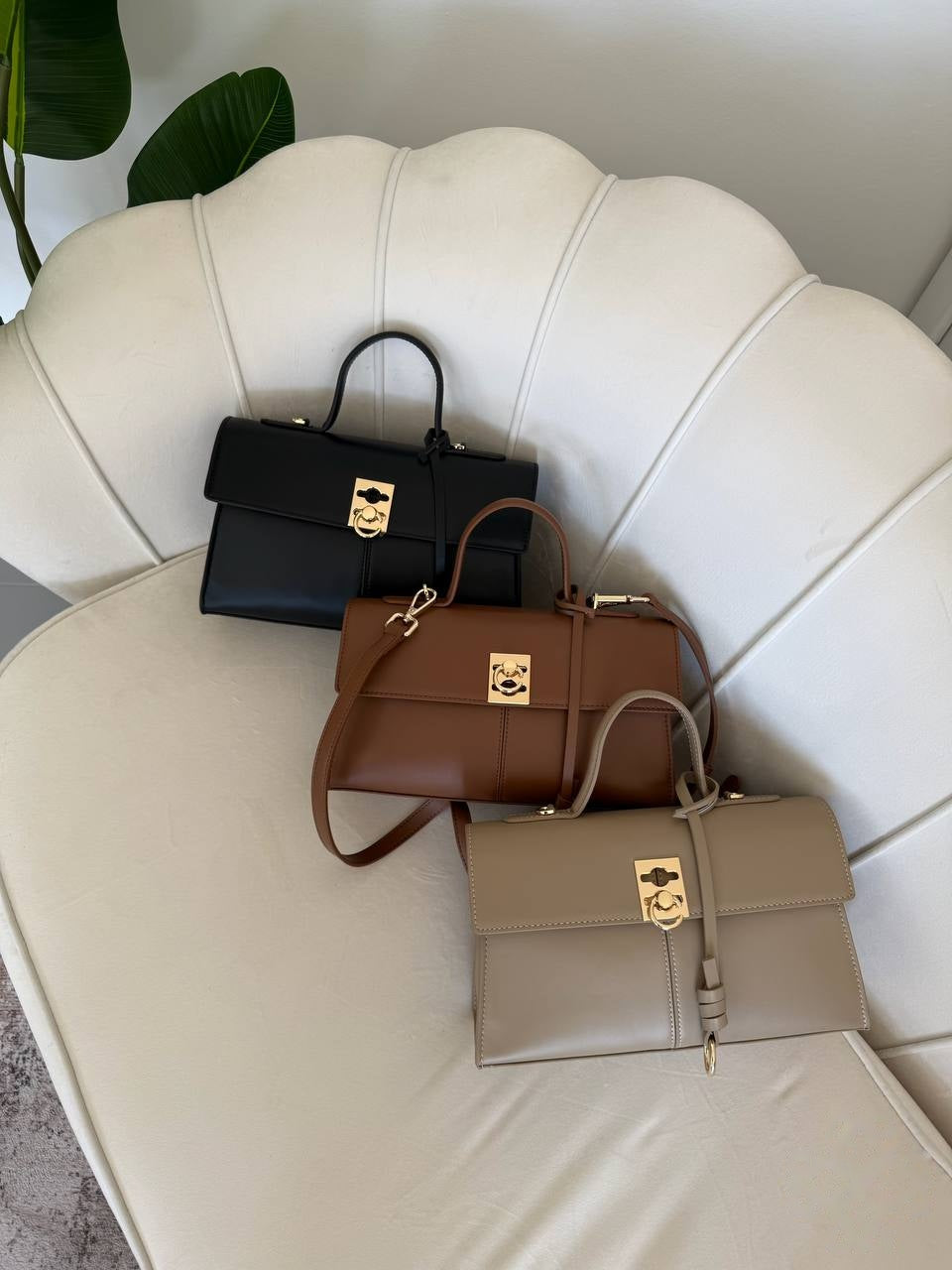 OREVA A18 HAND BAG